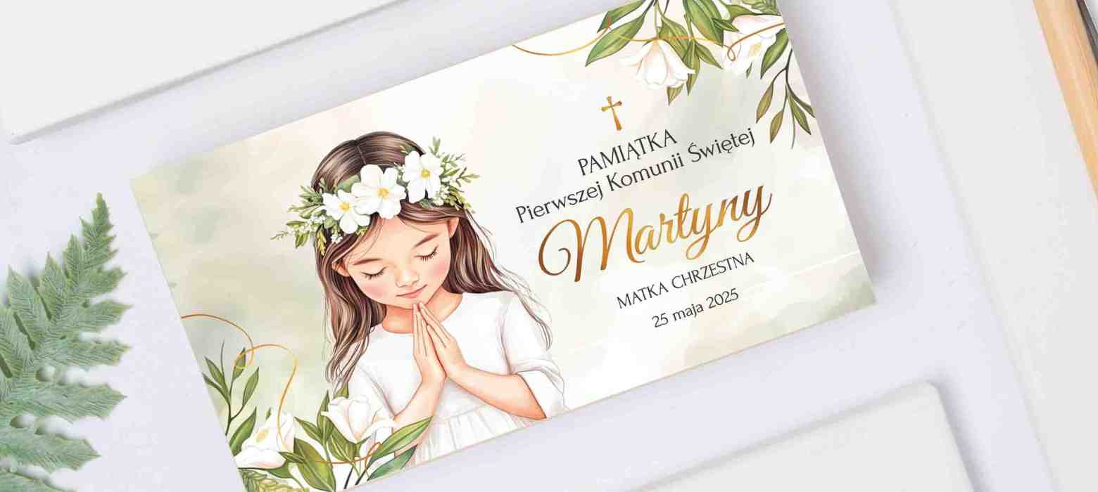 drewniany prezent na komunie personalizowany